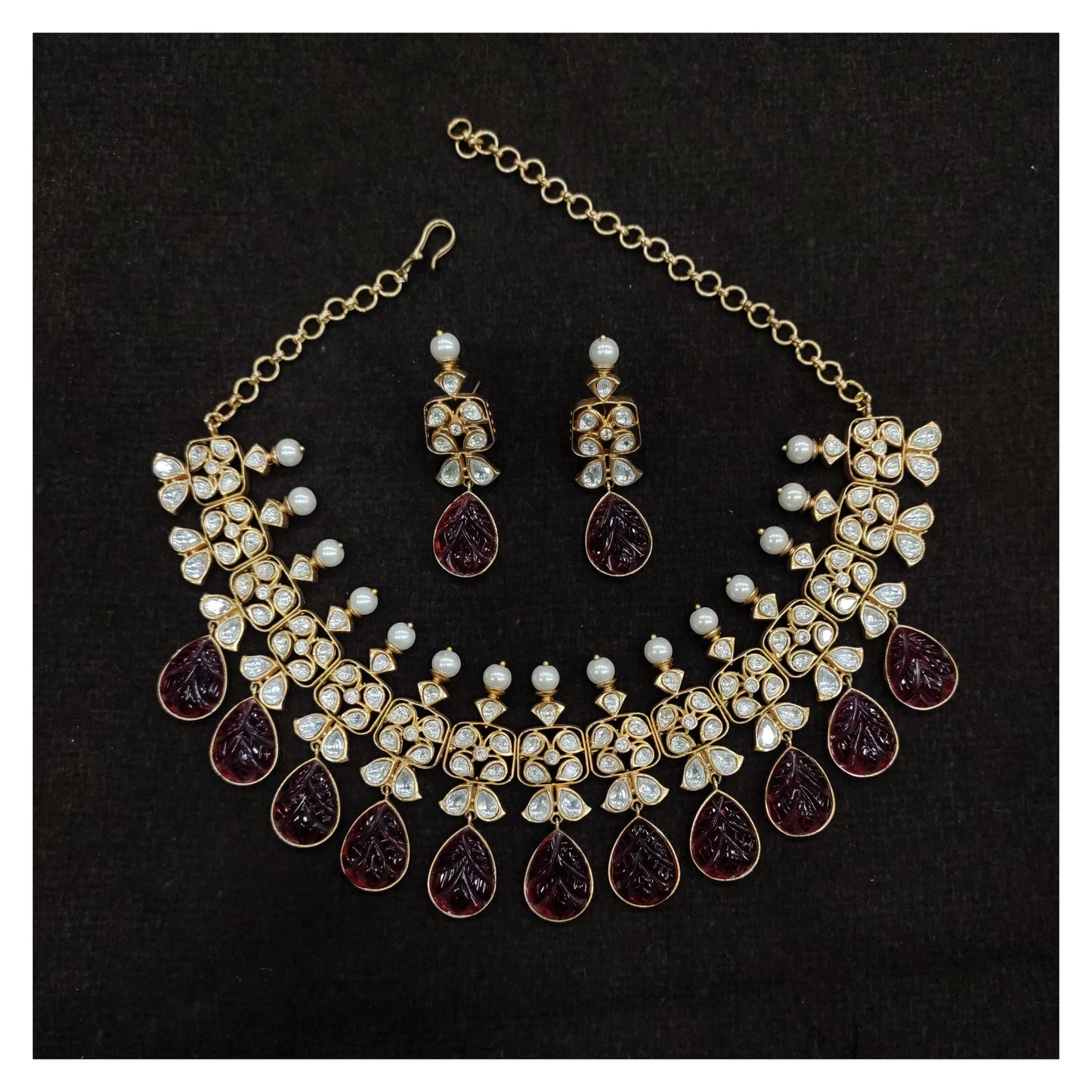 vilandi necklace set