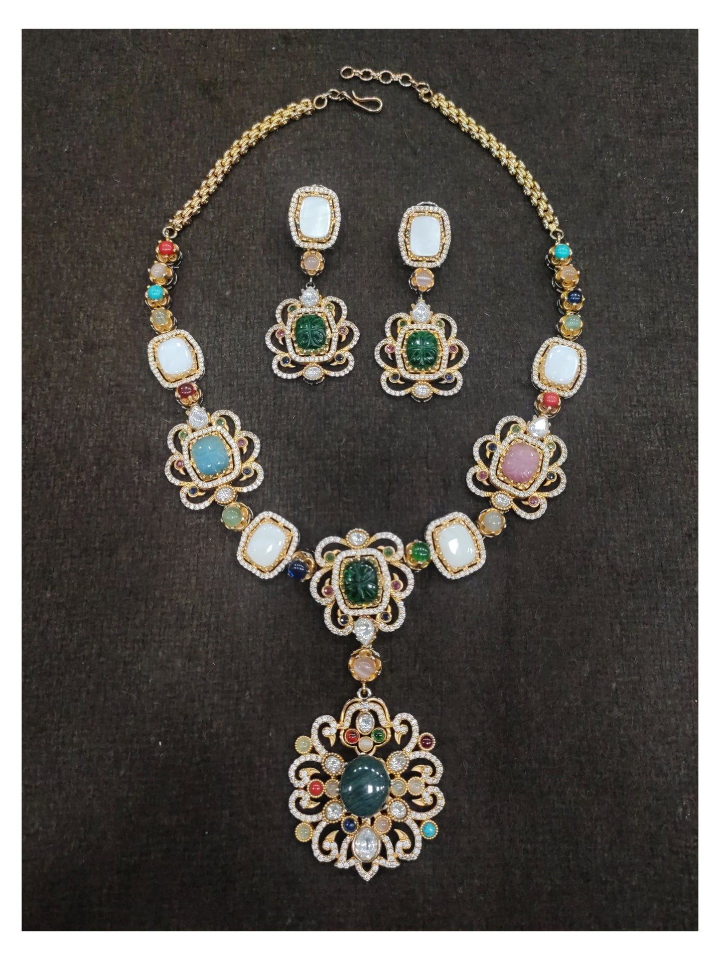 victorian necklace set
