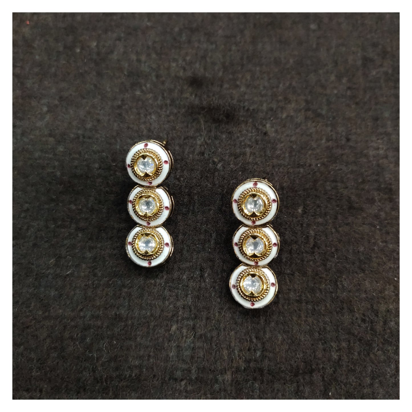 vilandi necklace set
