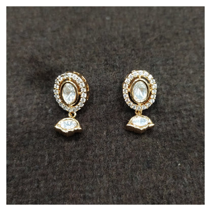 Vilandi Necklace Set