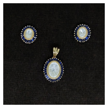 Vilandi Pendant Set