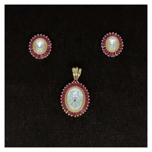 Vilandi Pendant Set