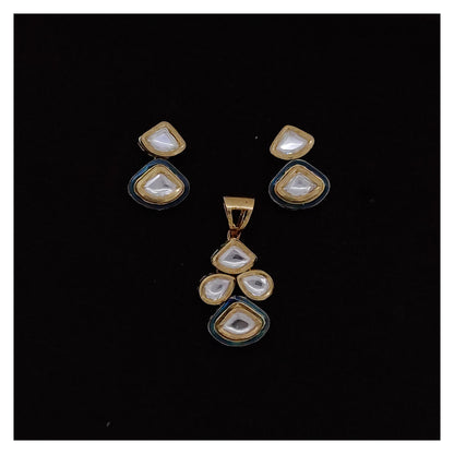 Vilandi Pendant Set