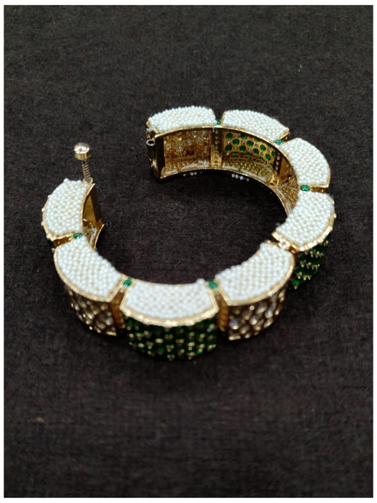 Vilandi Bangles